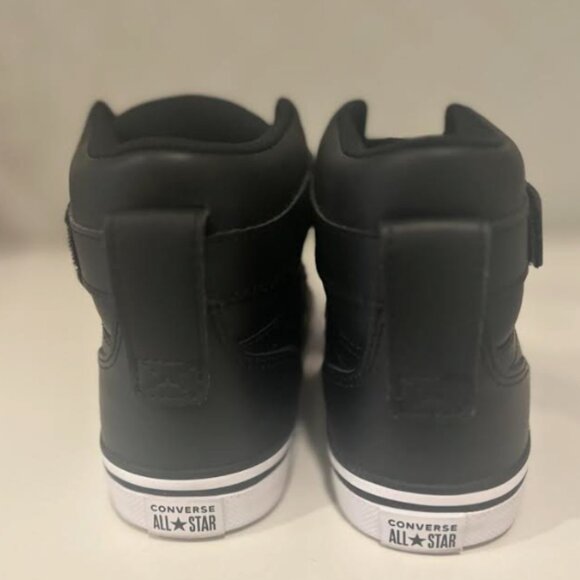 Converse Youth Boys' size 5.5  Pro Blaze High-Top Sneaker NEW - Picture 3 of 7